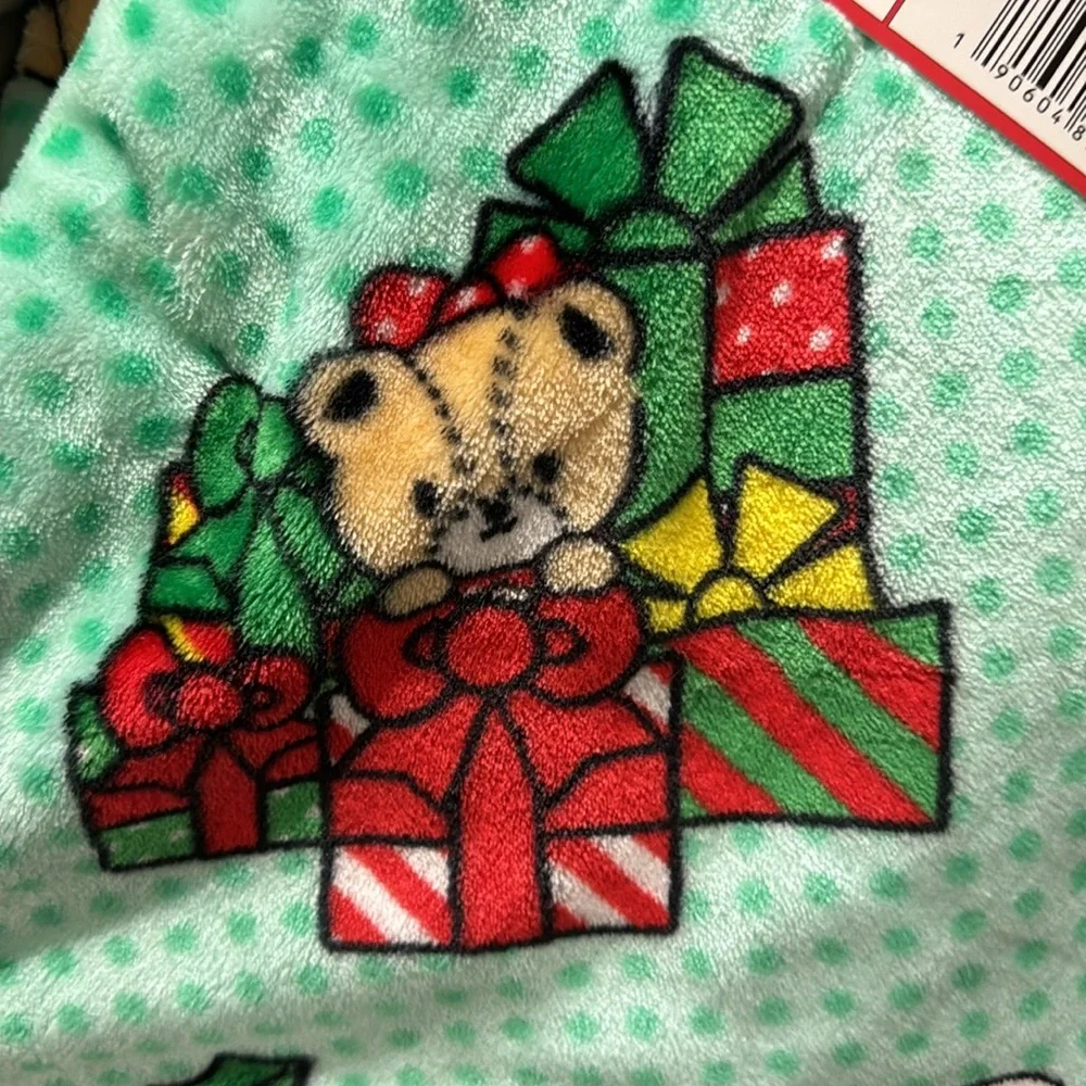 Hello Kitty Christmas Blanket 60x70 Teddy Bear Santa Holiday Throw NWT Soft Plus